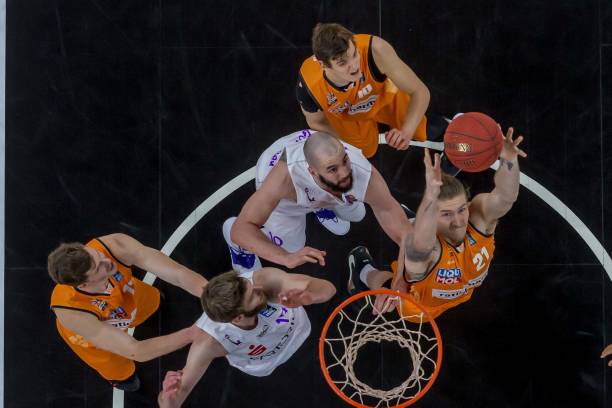 伊萨克加盟 伊萨克加盟